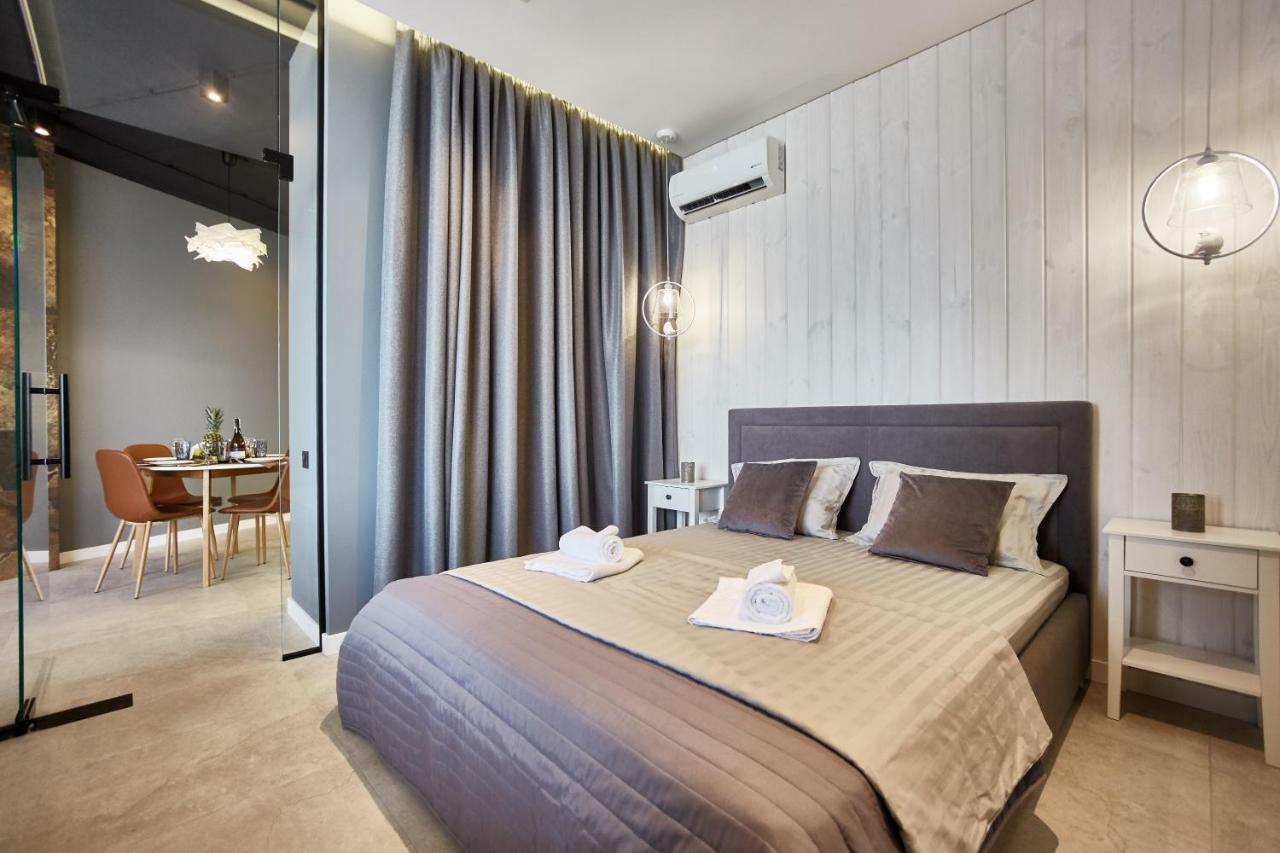 Gagarin Plaza Luxury Sea View Apartments Одесса Экстерьер фото