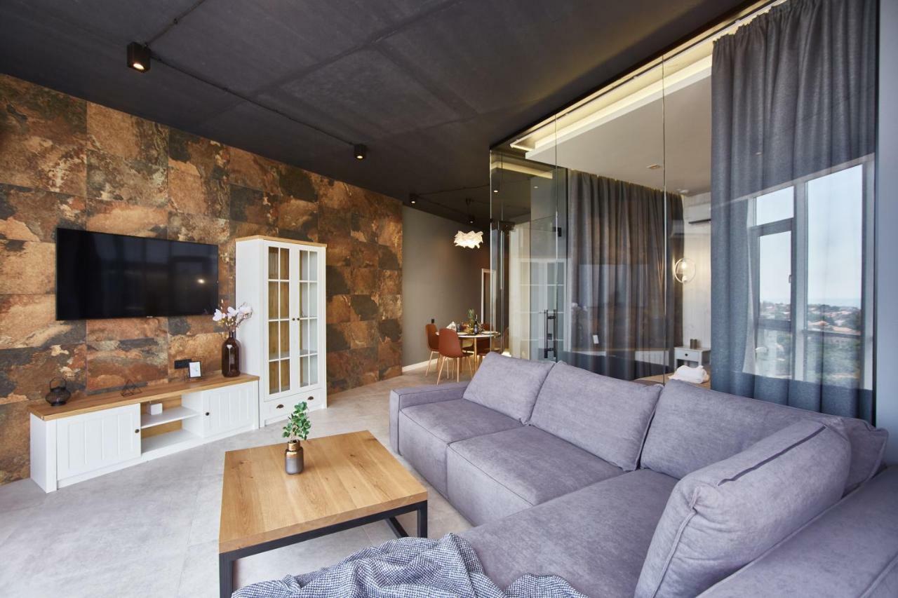 Gagarin Plaza Luxury Sea View Apartments Одесса Экстерьер фото