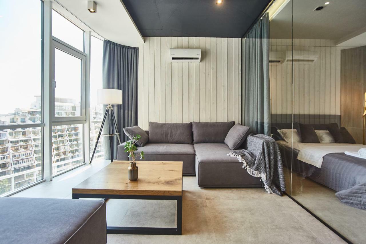 Gagarin Plaza Luxury Sea View Apartments Одесса Экстерьер фото