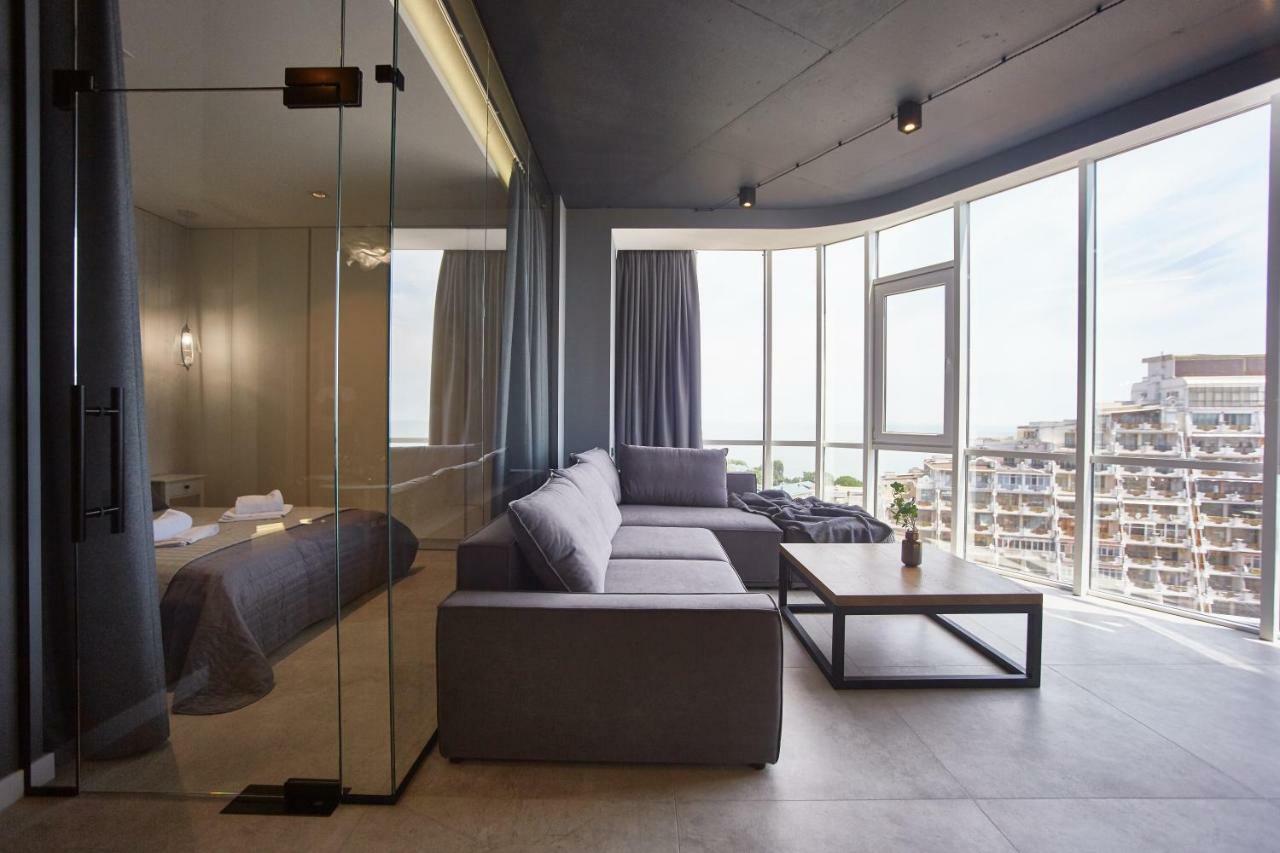 Gagarin Plaza Luxury Sea View Apartments Одесса Экстерьер фото